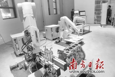 融资租赁驱动工业孵化 智能制造以智能机器人研发释放新红利
